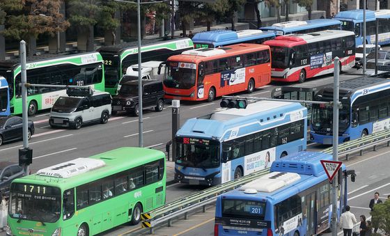 출퇴근 대책…버스·환급 동시 확대