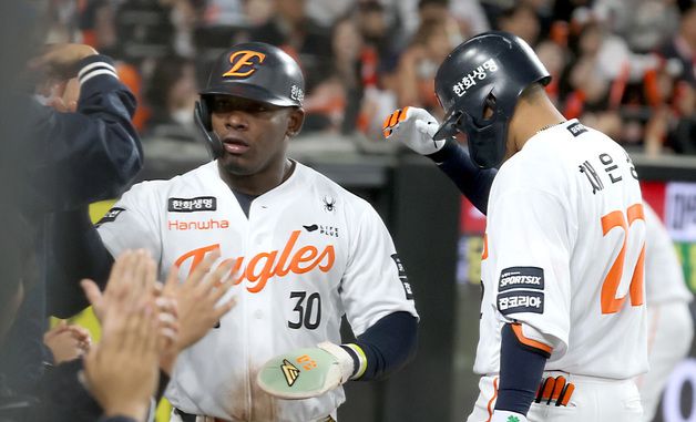 동점 득점은 페라자의 발야구