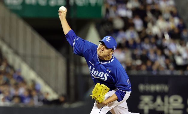 김태훈, 8회말 지우는 역투