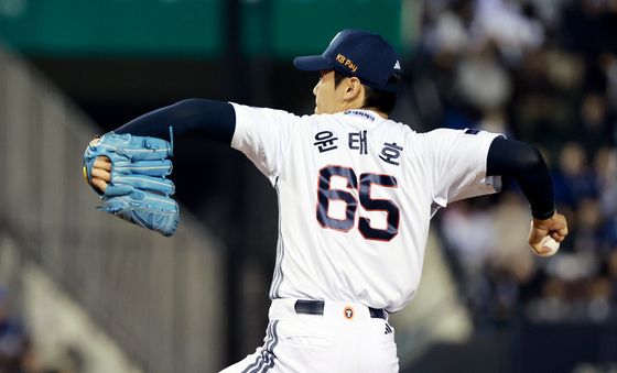 역투하는 윤태호