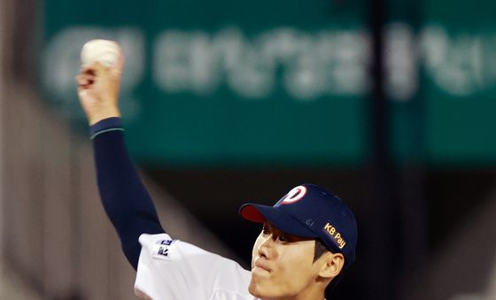 윤태호 '뒤는 내게 맡겨'