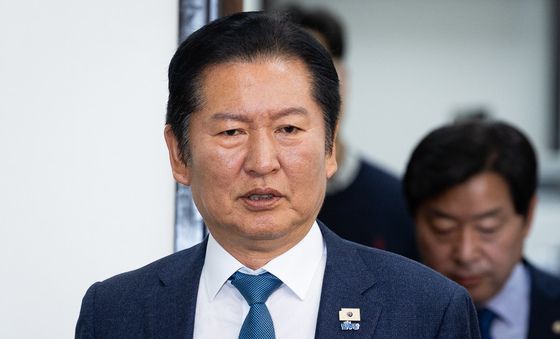 최고위 들어서는 정청래 대표