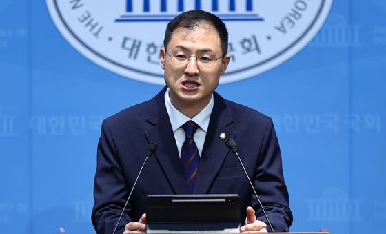 김상욱 의원, 의원직 사퇴 기자회견