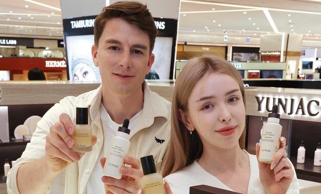 신세계, 황금 연휴 외국인 고객 잡기 총력