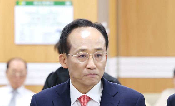 공판 출석하는 추경호