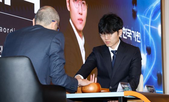 '알파고의 아버지'와 대국 펼치는 신진서 9단