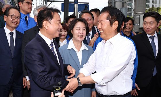 이광재 손 잡은 정청래