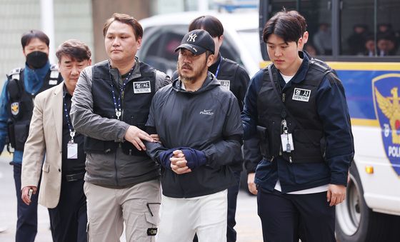 '마약왕' 박왕열, 검찰 구속 송치