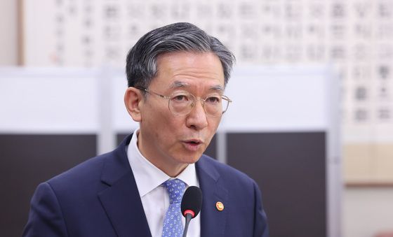 국조특위 발언하는 정성호 장관