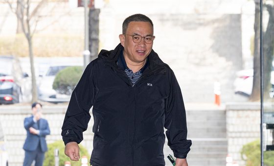 증인 출석하는 명태균