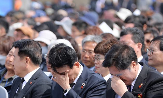 김민석·우원식, 4·3 유족 사연에 '눈물'