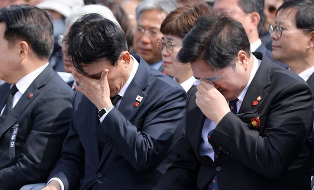 김민석·우원식, 4·3 유족 사연에 '눈물'