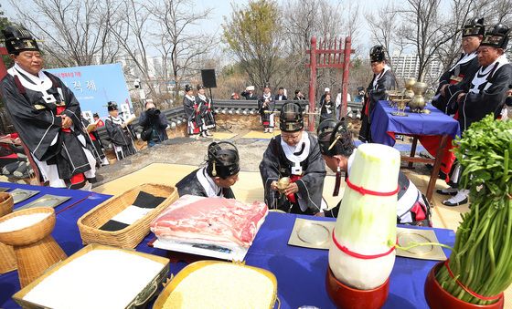 평안과 풍년 기원하는 '수성사직제'