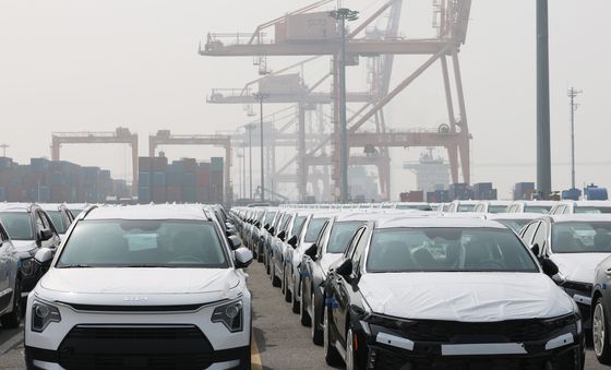 중동 전쟁에 車 수출도 불안…산업부 '맞춤형 지원'