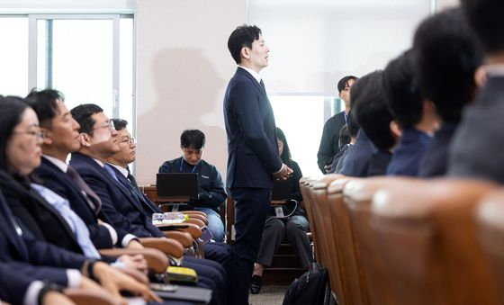 박상용 검사 "증인 선서 하지 않겠습니다"