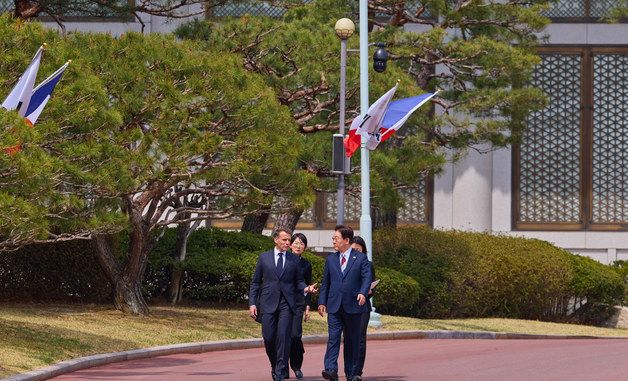 함께 이동하는 한·프랑스 정상