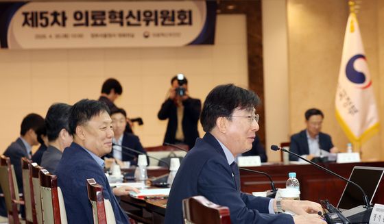 정기현 위원장, 의료혁신위원회 모두 주재