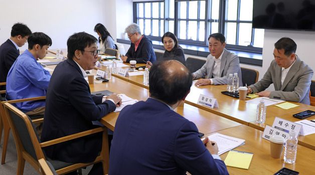 최휘영 문체부 장관, 문화예술정책자문위원회 게임분과 제2차 회의