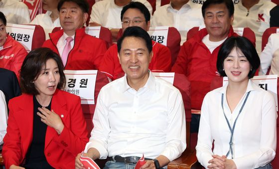 함께 자리한 나경원·오세훈·배현진