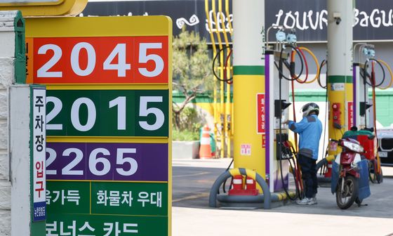 이란 봉쇄 장기화 우려에 국제유가 급등