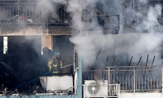 의왕 내손동 아파트 화재, 2명 사망