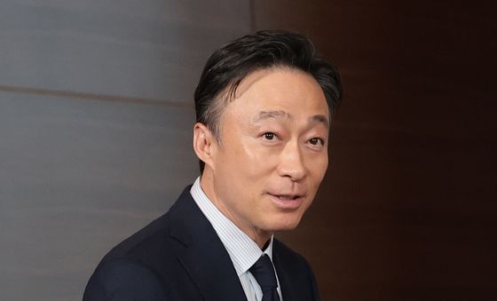 브랜드 대상 참석한 이성민