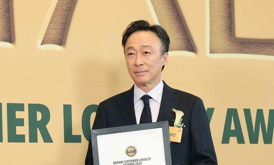 브랜드 대상 찾은 이성민