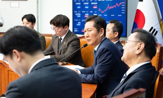 모두 발언하는 정청래 대표