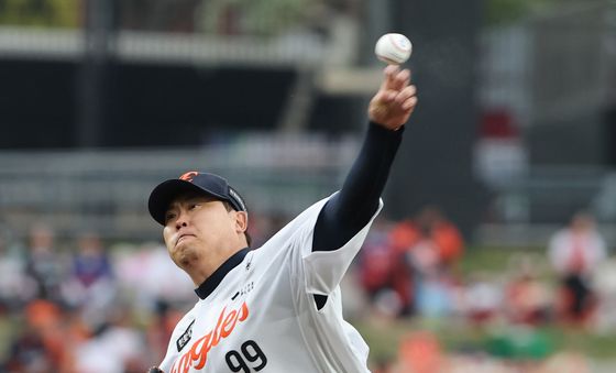 선발 등판한 류현진