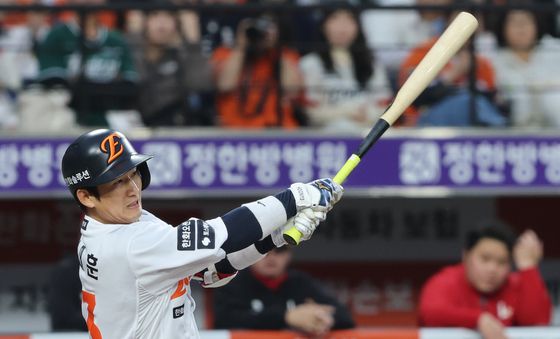 최재훈 적시타로 앞서가는 한화