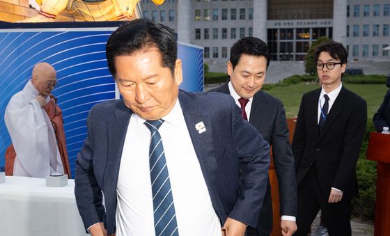 부처님오신날 봉축점등식 참석한 정청래·장동혁 대표