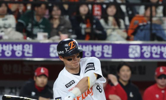 노시환 2타점 적시타로 추격하는 한화