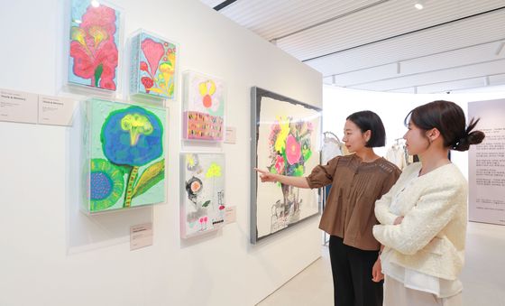 한섬, 봄 시즌 맞아 패션·회화 'THINK MEMORY' 복합 전시