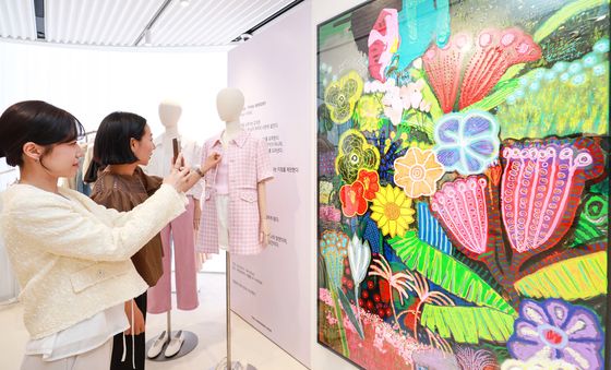 한섬, 봄 시즌 맞아 패션·회화 'THINK MEMORY' 복합 전시