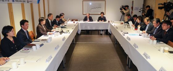 중동전쟁 대응, 보건의료단체 만난 정은경 장관