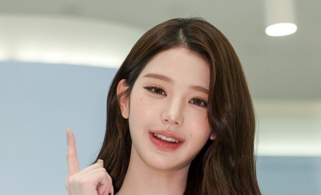 아이브 장원영, 심쿵 눈빛