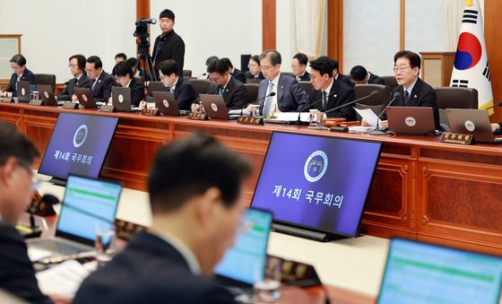 이재명 대통령, 국무회의 겸 제4차 비상경제 점검회의 주재