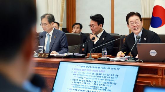 김성환 기후장관에게 질의하는 이재명 대통령