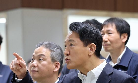 오세훈, 도시철도 혼잡 개선 'CBTC' 도입 점검