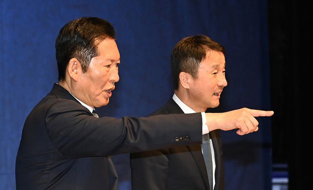 현장 최고위원회의 참석한 정청래 대표