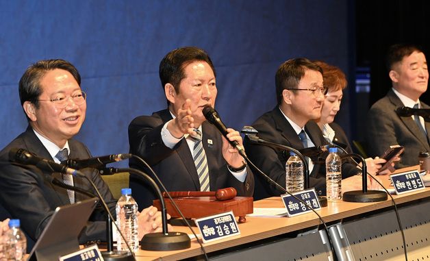 현장 최고위 발언하는 정청래 더불어민주당 대표