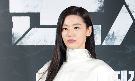 전지현, 남다른 아우라