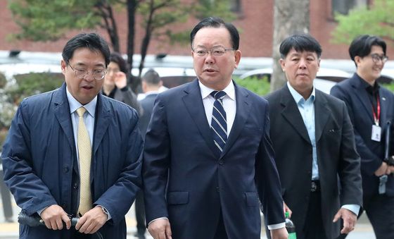 대구 도심 걷는 김부겸