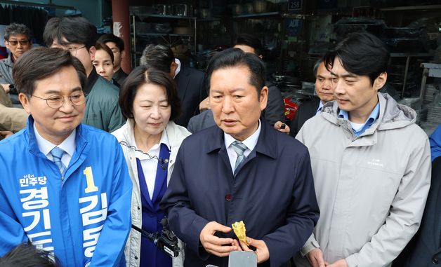 백브리핑하는 정청래 민주당 대표