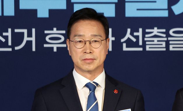 위성곤 경선후보, 더불어민주당 제주지사 본경선 합동연설회 참석