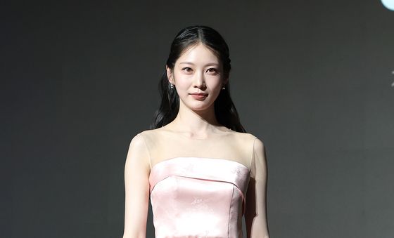 공승연, 완벽한 왕비