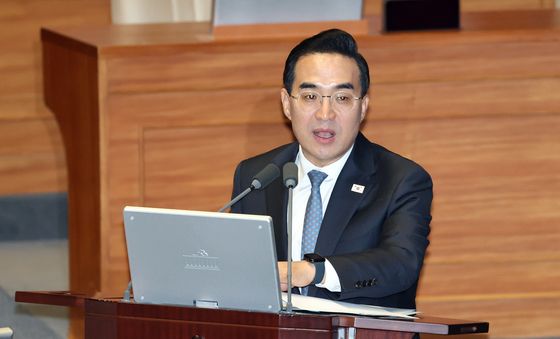 대정부 질문 답변 이어가는 박홍근 장관