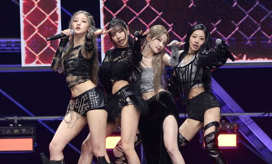 키스오브라이프, 안구정화 무대