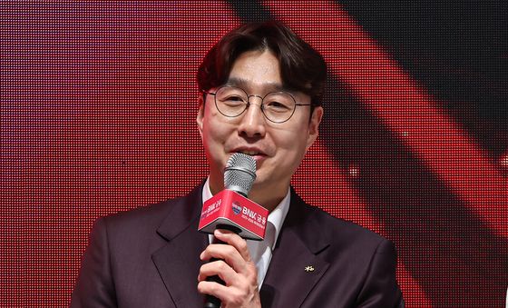 포부 밝히는 KB스타즈 김완수 감독