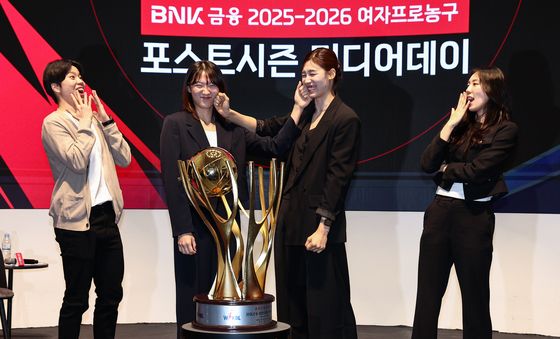 오늘은 코트 밖 승부